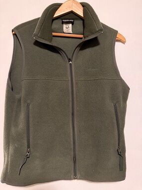 Patagonia Olive Green Fleece Zip-Up Vest